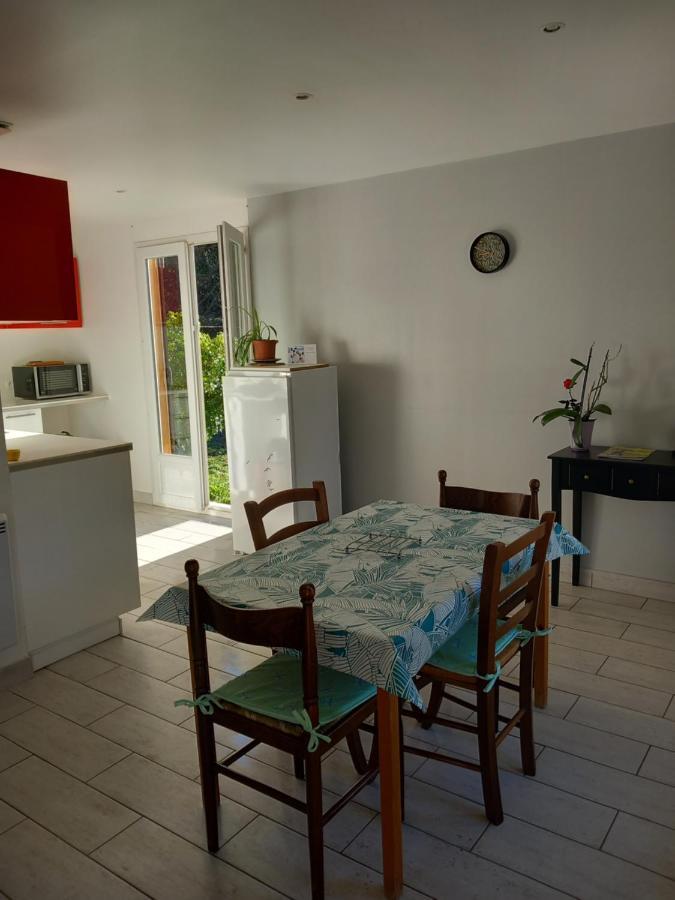 Petit Chalet En Bois Reynès المظهر الخارجي الصورة
